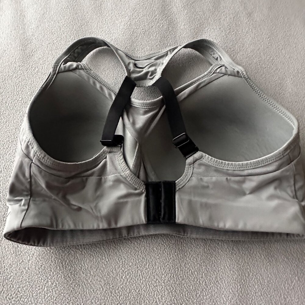 Nike Sports Bra Womens Medium Alpha Sport Wireless Support Racer Back Dri Fit - Picture 4 of 7